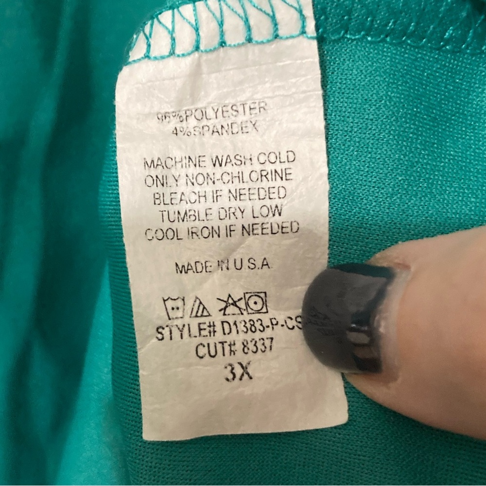 Women’s Teal Scallop Hem Short Sleeve Top - Picture 3 of 6